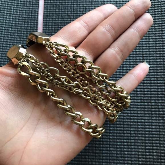 🖤 Black & Gold Chunky Chain Necklace 🖤 - Picture 6 of 7